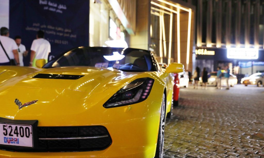 What Size Tires are on the Corvette ZR1 C8?