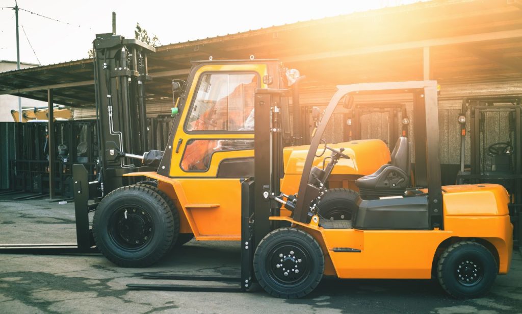 How to Maintain Electric Heavy Equipment