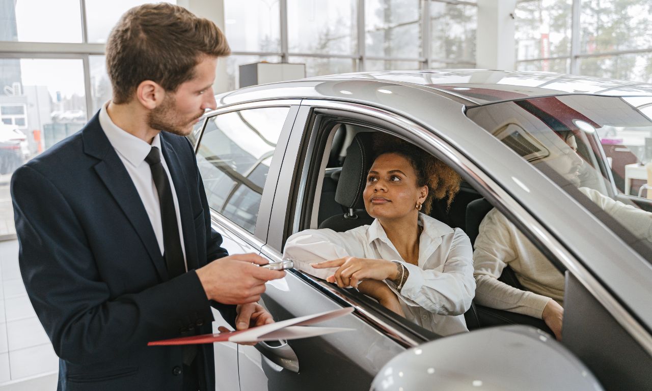 How to Start as a Successful Car Dealer