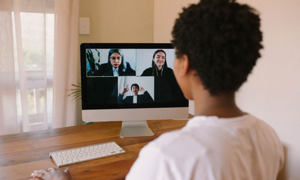 What are the Reasons Employers Should Be Doing More Skype and Zoom Interviews?