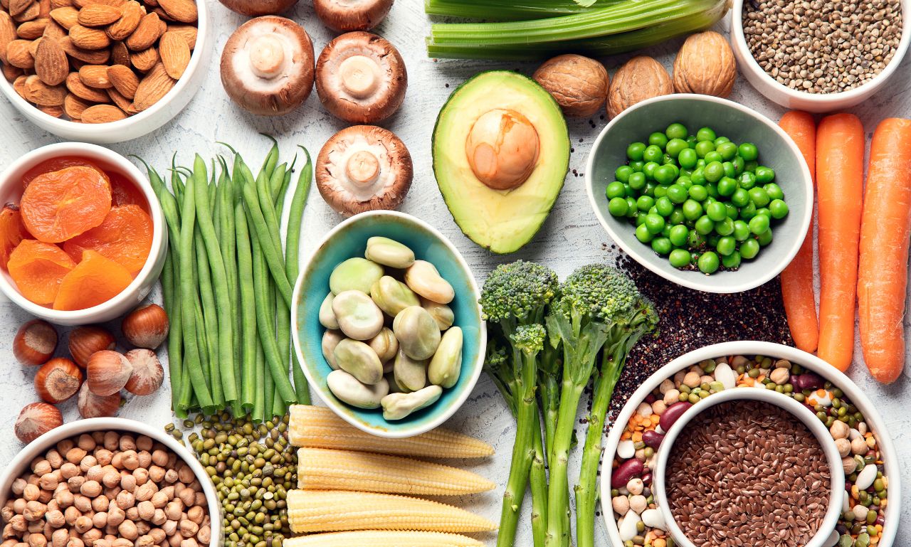 What are the Easy High-Protein Vegetarian Breakfasts Without Eggs?